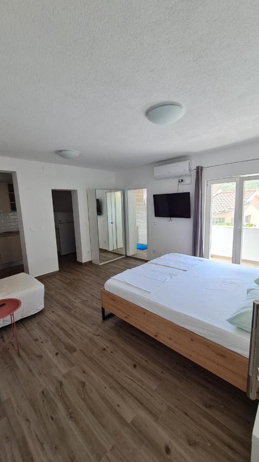 Apartmani Mlinar - Studio Apartment Grebaštica Екстериор снимка