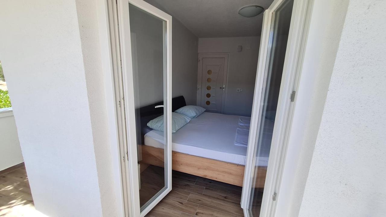 Apartmani Mlinar - Studio Apartment Grebaštica Екстериор снимка